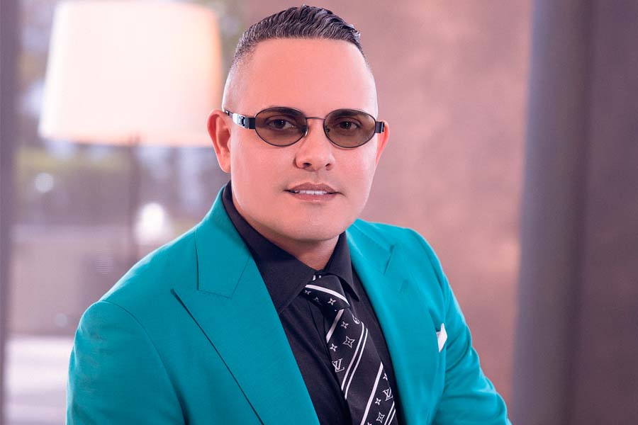 Dr. Elio Galán, “El Doctor de las Celebridades”, nominado al Premio a la Influencia Digital en Medicina Estética