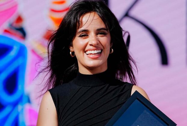 Camila Cabello recibe las llaves de Miami en el Desfile de los Tres Reyes Magos