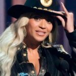 Beyoncé deslumbra con su radical cambio de look en su regreso a las redes