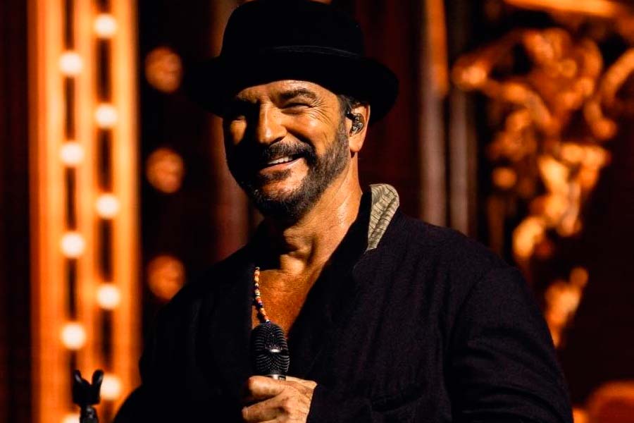 Ricardo Arjona anuncia nuevo álbum en medio de su gira: "Volví a escribir como nunca"